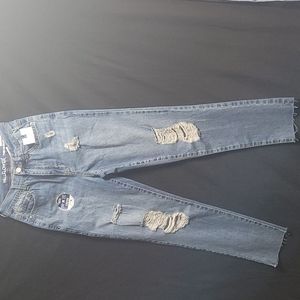 Wallflower The Mom jean Hi-Rise 3/26